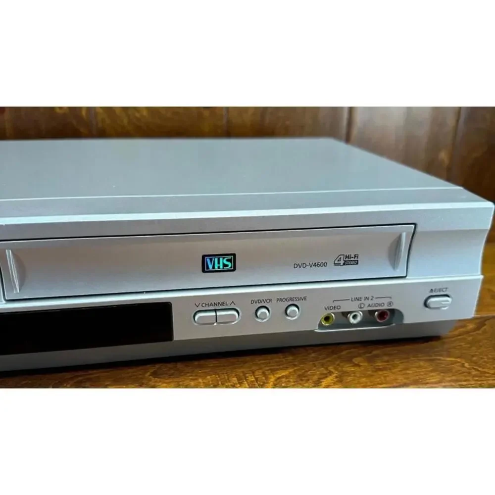 Samsung DVD-V4600 4 Head VHS DVD Combo Parts Or Repair